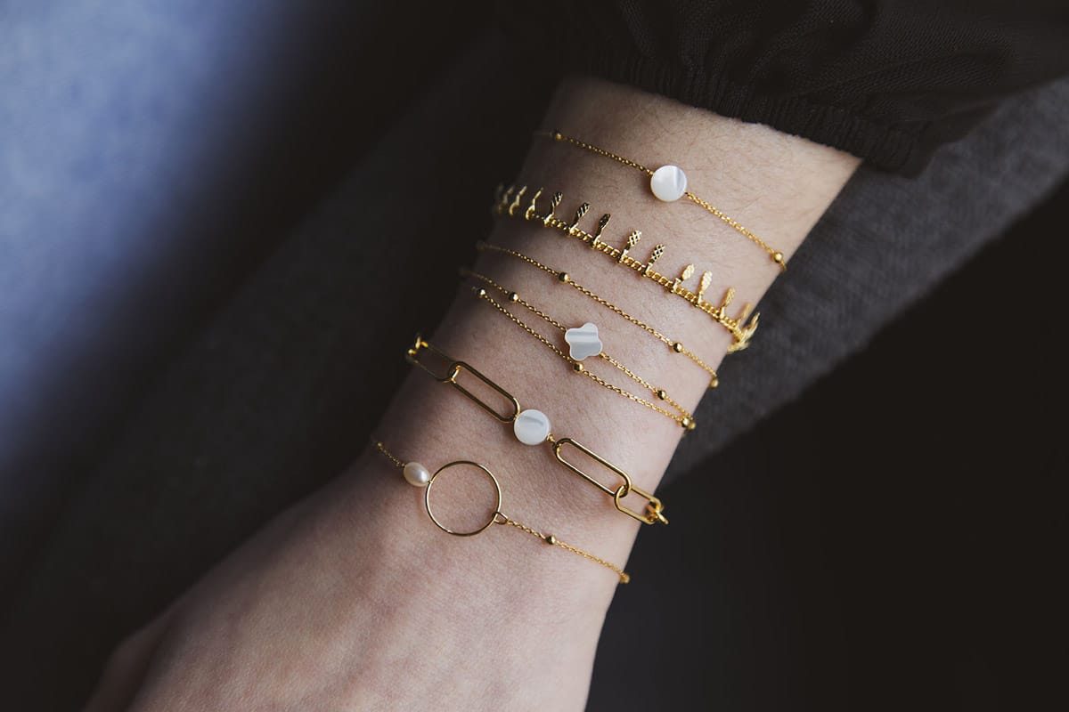 le-stacking-la-tendance-de-laccumulation-des-bijoux